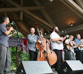 Groovin on the Green